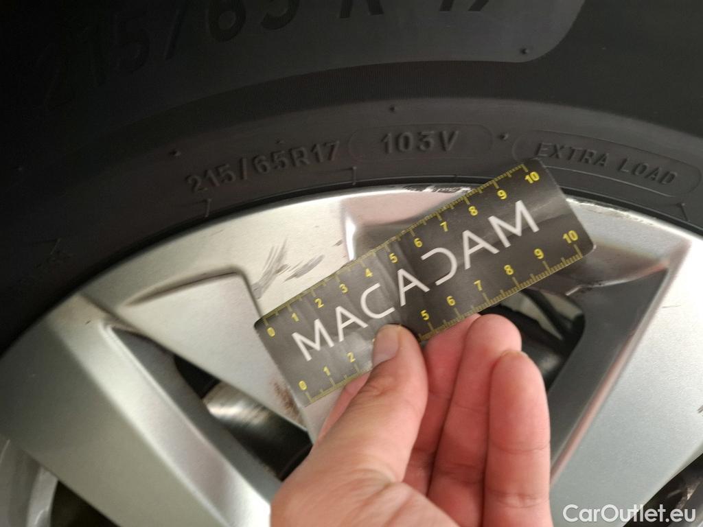  Peugeot  3008  Active Pack 1.5 HDi 130CV BVA8 E6d #22