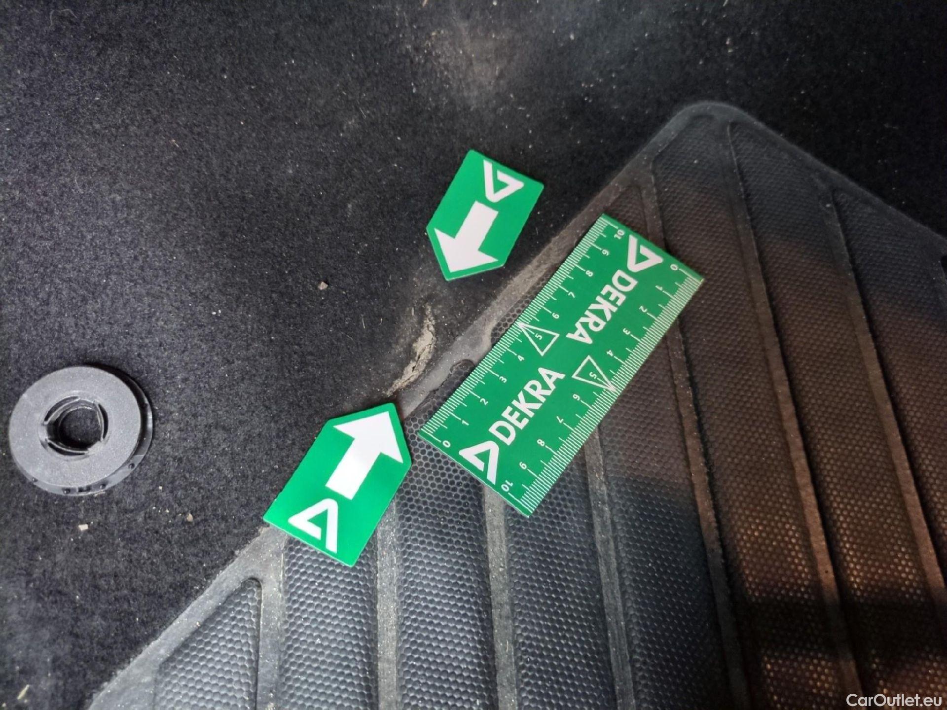  Peugeot  3008  Active Business 1.5 HDi 130CV BVA8 E6d #2