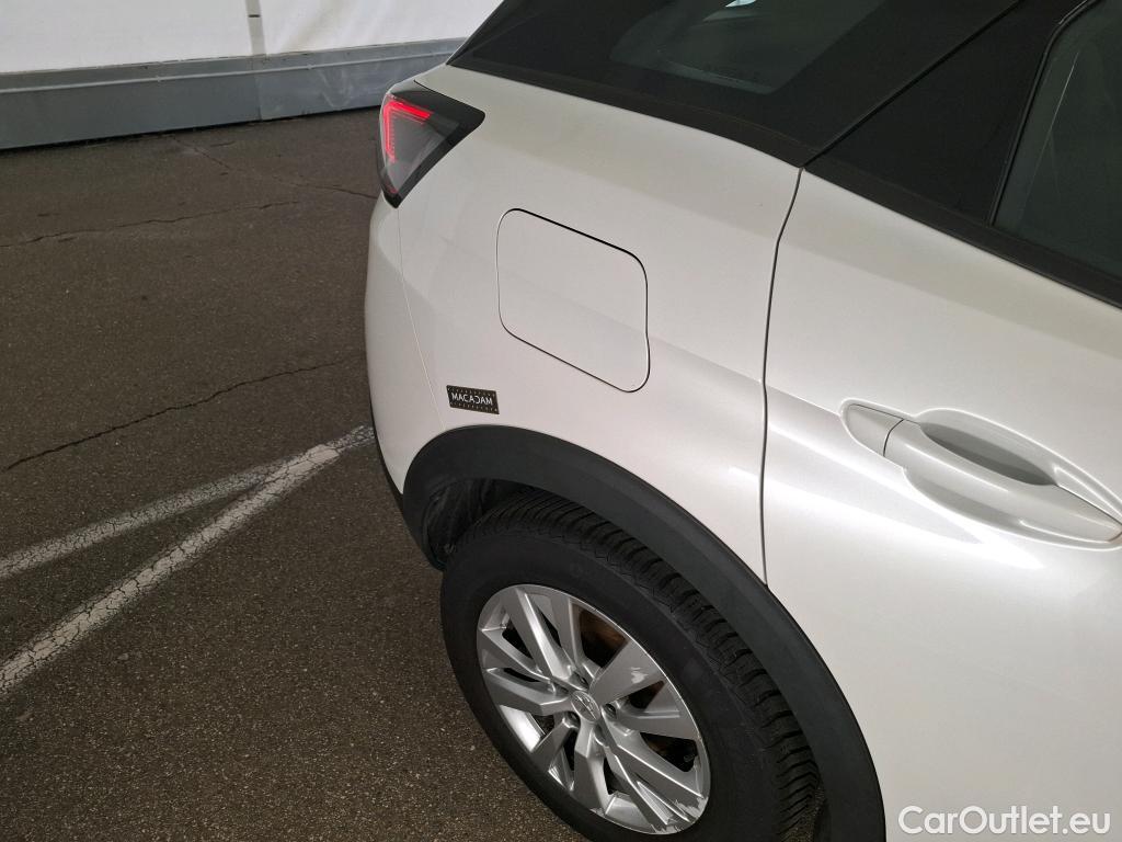  Peugeot  3008  Active Pack 1.5 HDi 130CV BVA8 E6d #47