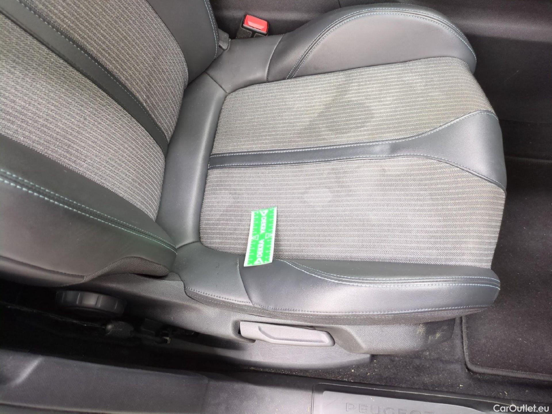  Peugeot  5008  Allure 1.2 PureTech 130CV BVA8 7 Sieges E6d #5