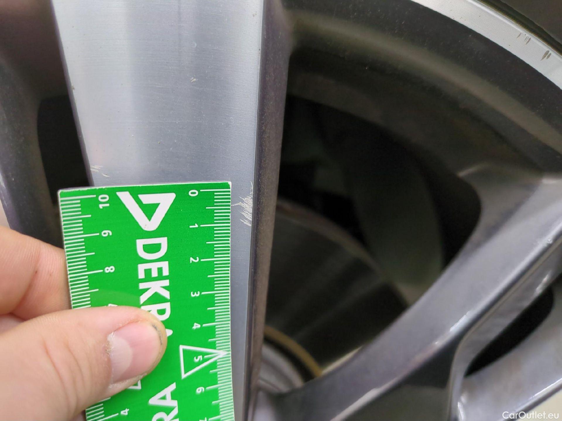  Peugeot  5008  Allure 1.2 PureTech 130CV BVA8 7 Sieges E6d #19