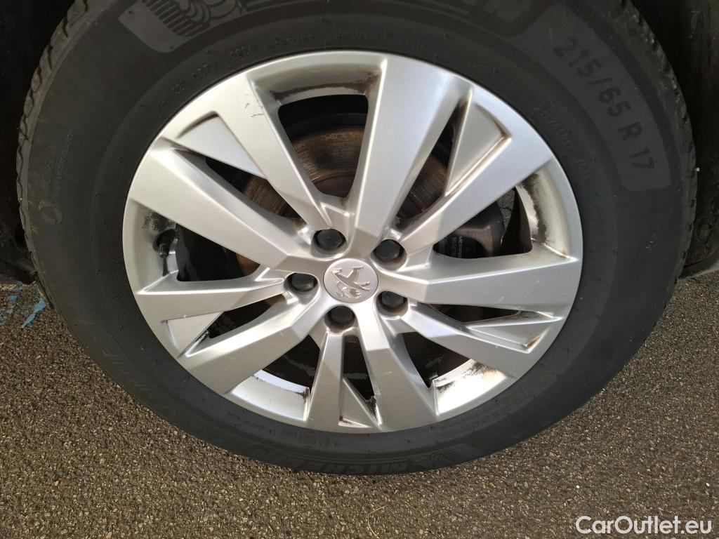  Peugeot  3008  Active Pack 1.5 HDi 130CV BVA8 E6d #50