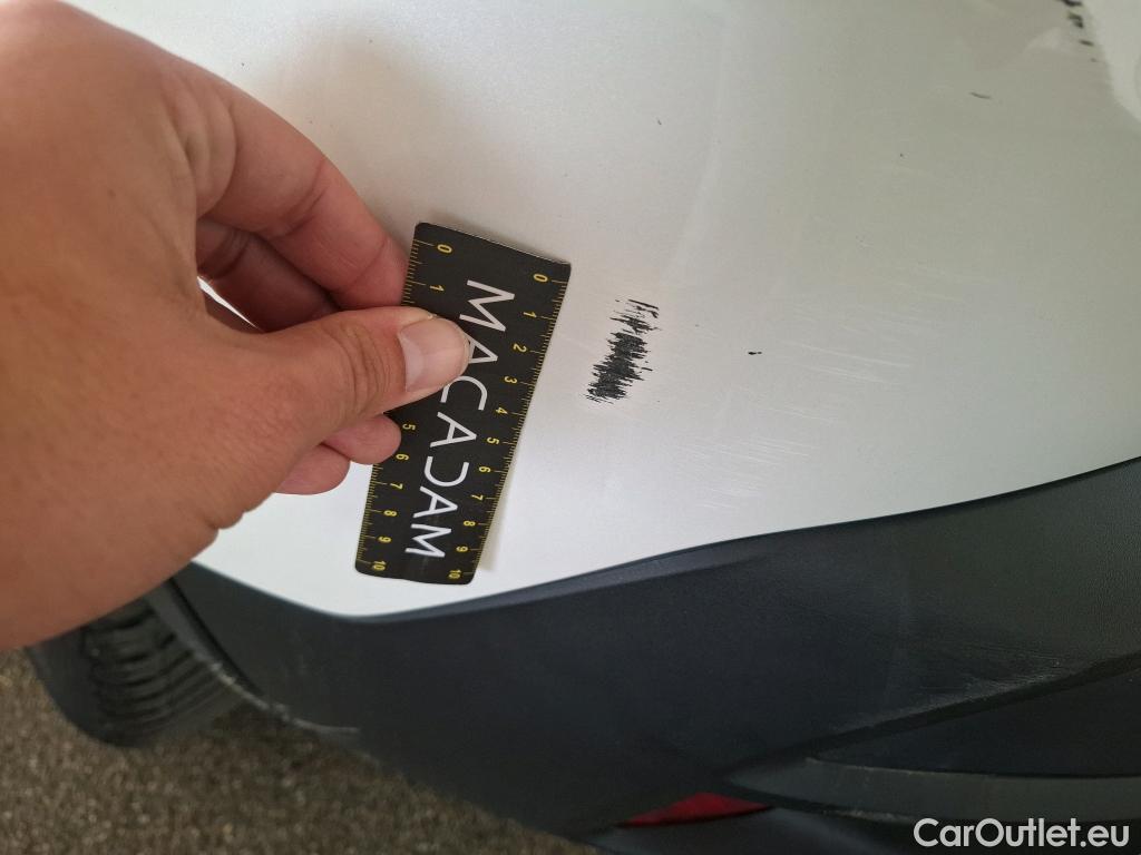  Peugeot  3008  Active Pack 1.5 HDi 130CV BVA8 E6d #18