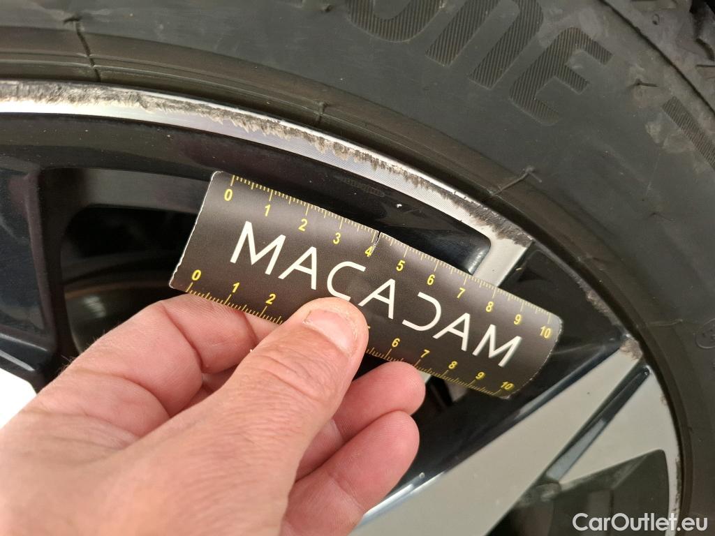  Peugeot  308  Allure 1.2 PureTech 130CV BVA8 E6d #30