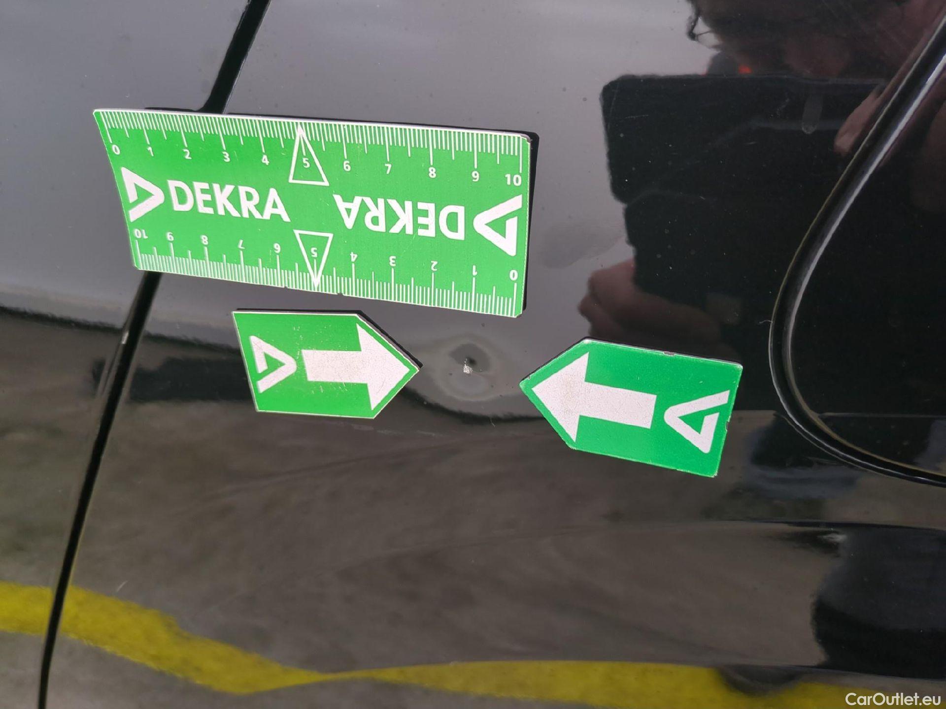  Peugeot  208  Active Pack 1.5 HDi 100CV BVM6 E6d #37