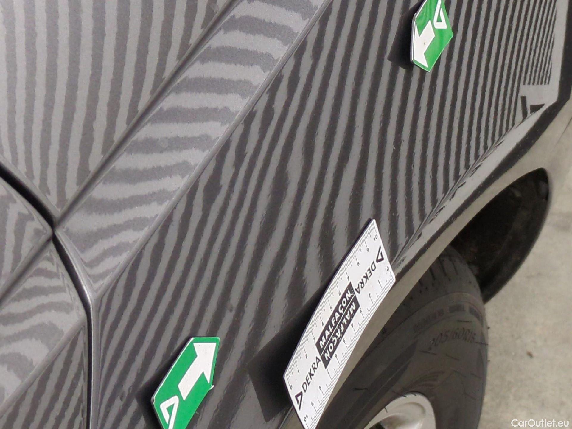  Audi  A4  Avant 30 TDI 2.0 TDI 135CV BVA7 E6d #12