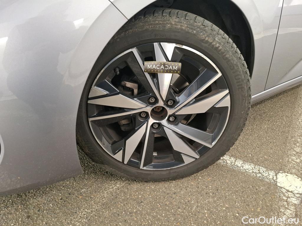  Peugeot  308  Allure 1.2 PureTech 130CV BVA8 E6d #35