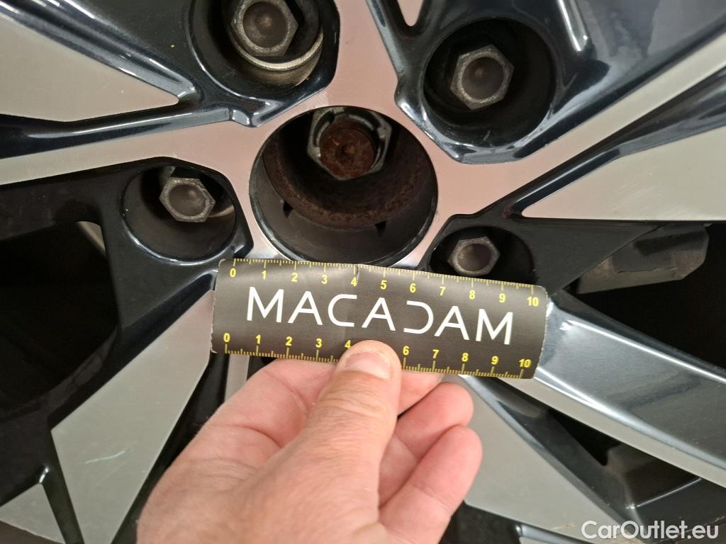  Peugeot  308  Allure 1.2 PureTech 130CV BVA8 E6d #48