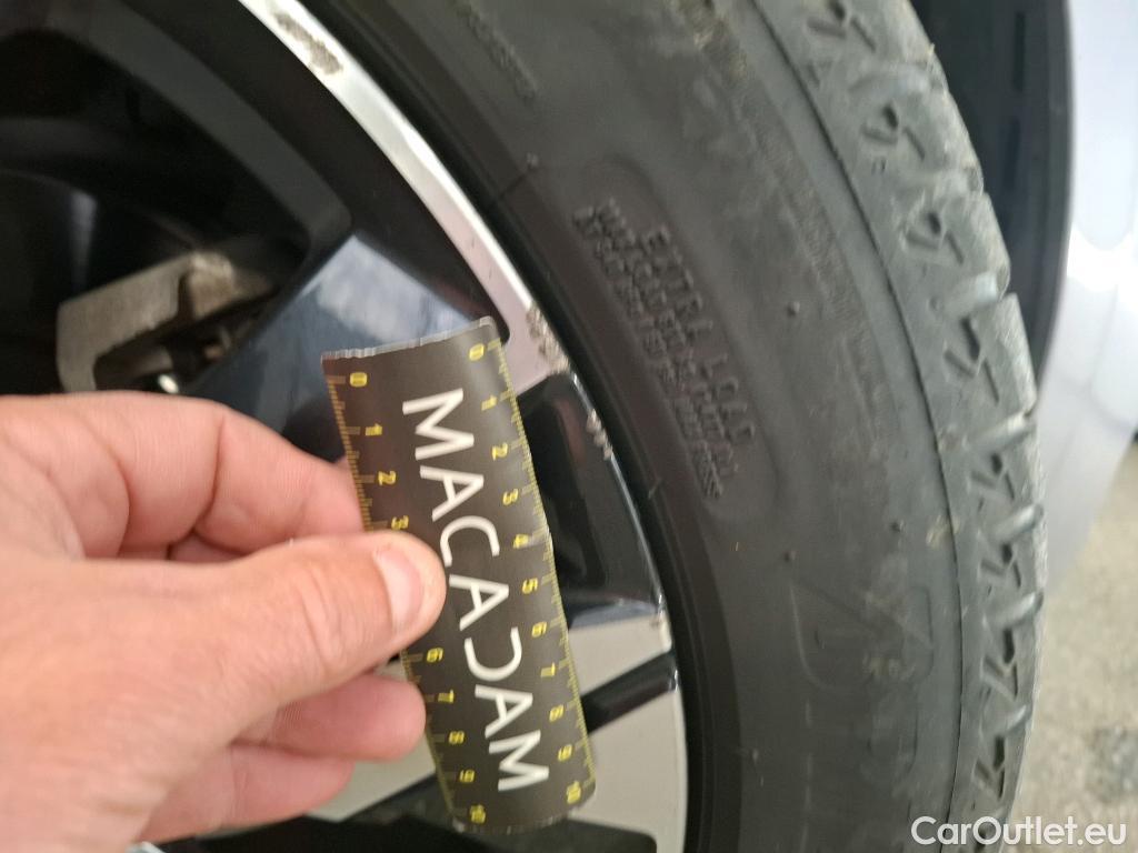  Peugeot  308  Allure 1.2 PureTech 130CV BVA8 E6d #27