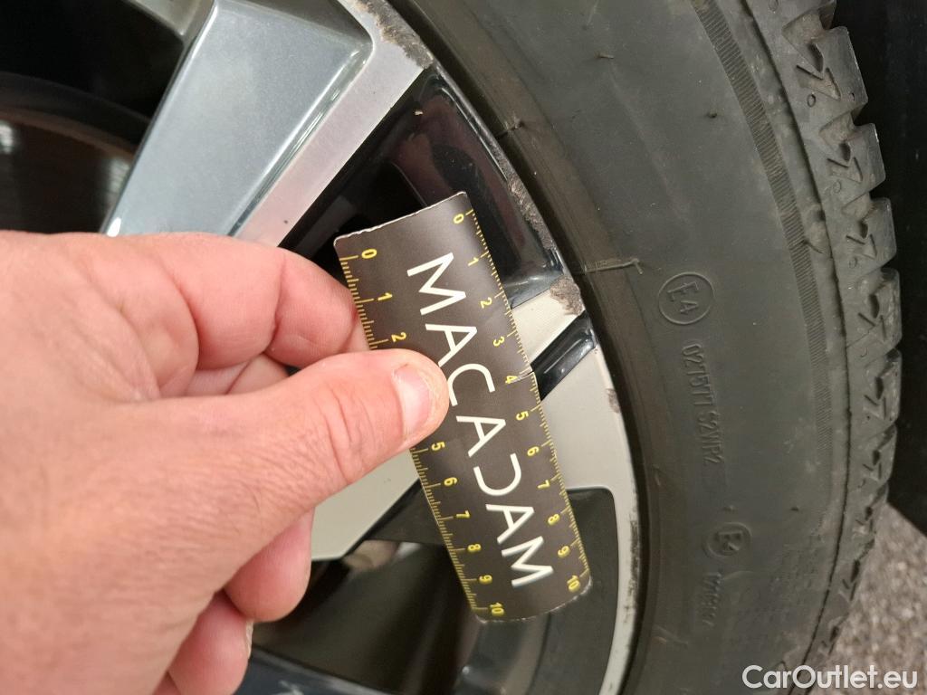  Peugeot  308  Allure 1.2 PureTech 130CV BVA8 E6d #31