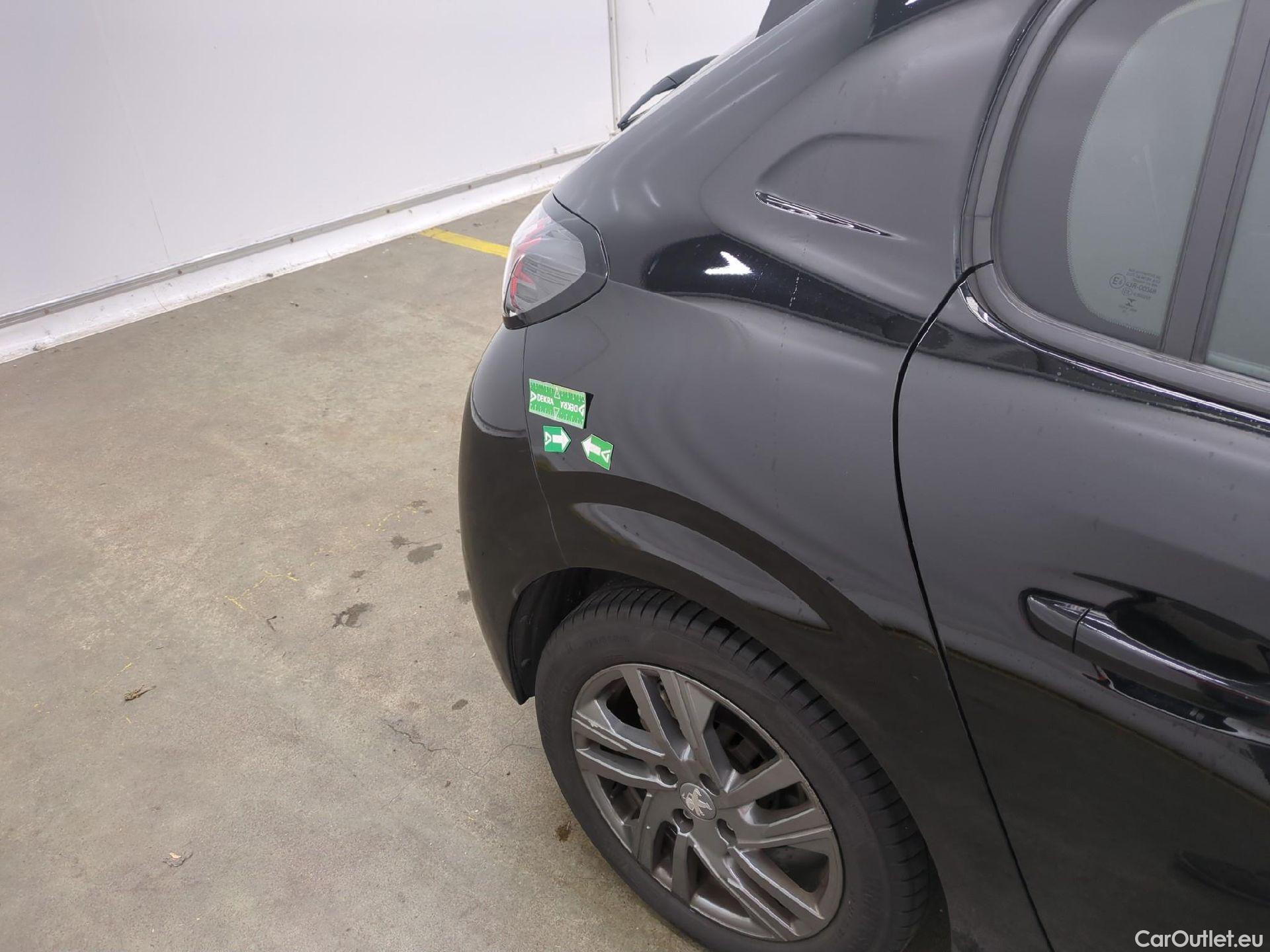  Peugeot  208  Active Pack 1.5 HDi 100CV BVM6 E6d #44