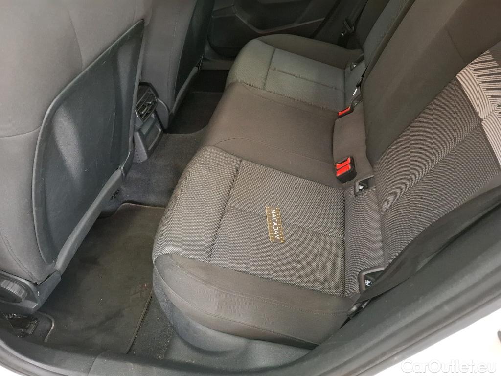  Audi  A3  Berline 35 TDI Business Line 2.0 TDI 150CV BVA7 E6d #14