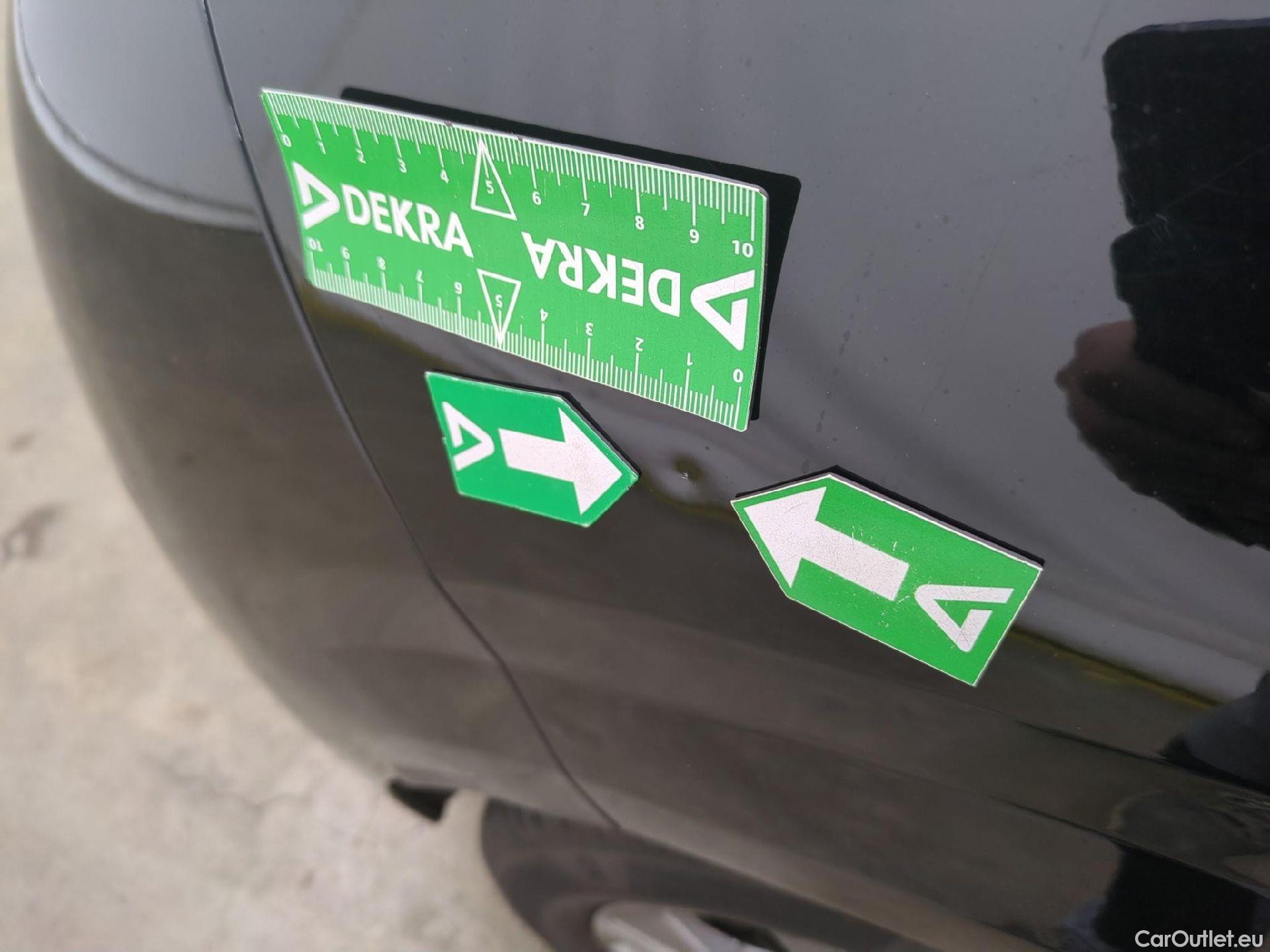  Peugeot  208  Active Pack 1.5 HDi 100CV BVM6 E6d #43