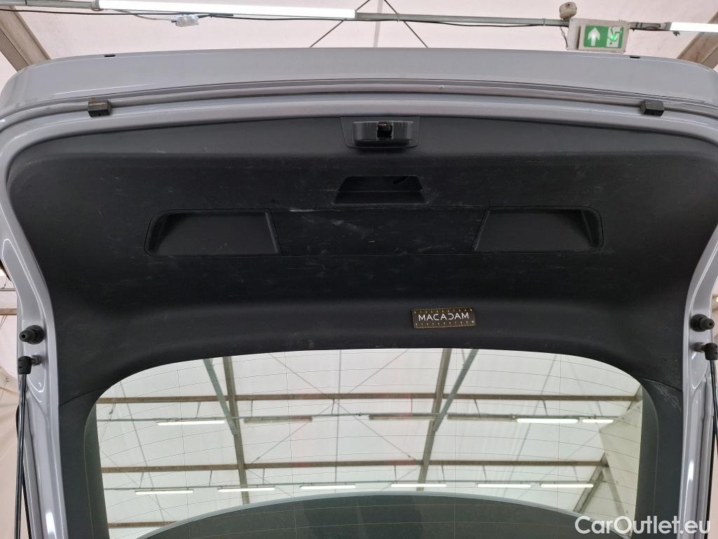  Seat  Leon SEAT  Sportstourer / 2020 / 5P / Break 2.0 TDI 150 DSG S&S Style Business #1