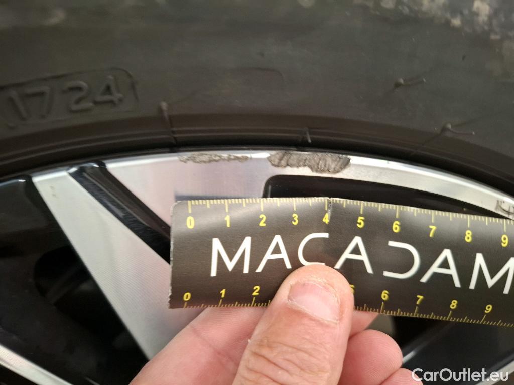  Peugeot  308  Allure 1.2 PureTech 130CV BVA8 E6d #36