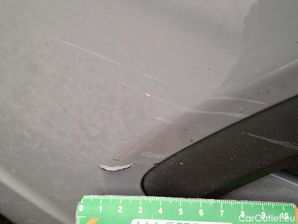  Volkswagen  Golf  VOLKSWAGEN / 2020 / 5P / Berline 2.0 TDI SCR 150 DSG7 Life Busi #11