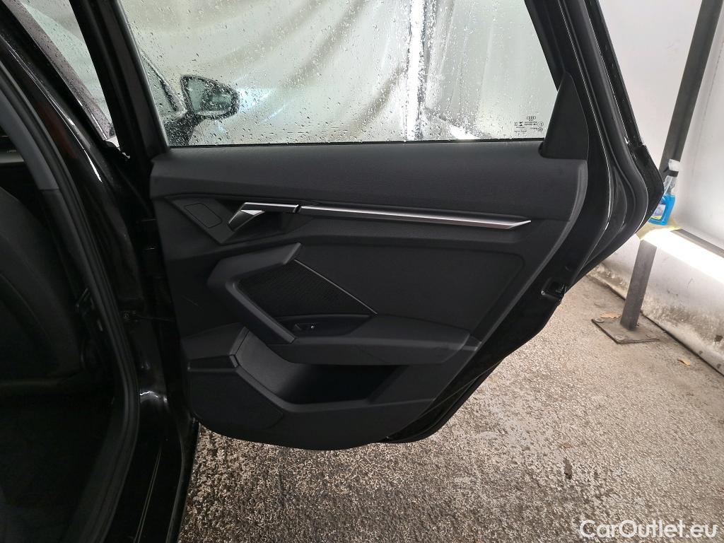  Audi  A3 AUDI  Sportback / 2020 / 5P / Berline 35 TFSI 150 MHEV S Tronic Business Line #1