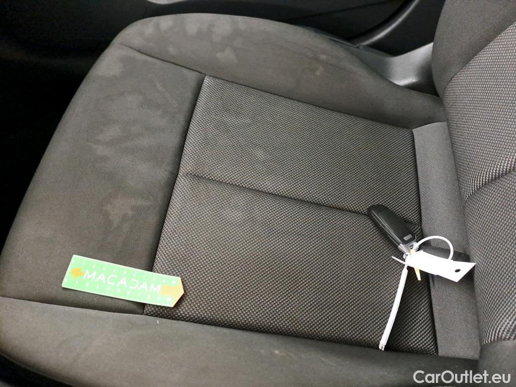  Audi  A3 AUDI  Sportback / 2020 / 5P / Berline 35 TFSI 150 MHEV S Tronic Business Line #10