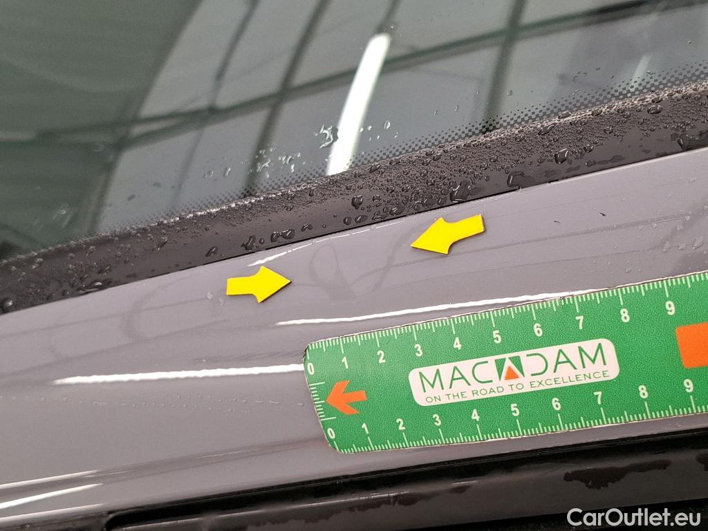  Volkswagen  Golf  VOLKSWAGEN / 2020 / 5P / Berline 2.0 TDI SCR 150 DSG7 Life Busi #16