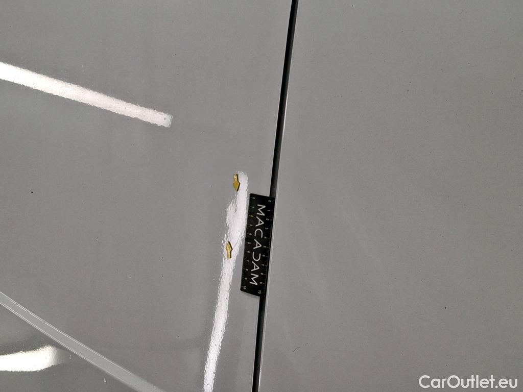  Renault  Trafic RENAULT  / 2019 / 4P / Fourgon tole NV FG GCF L1H1 1000 dCi 120 S&S #25