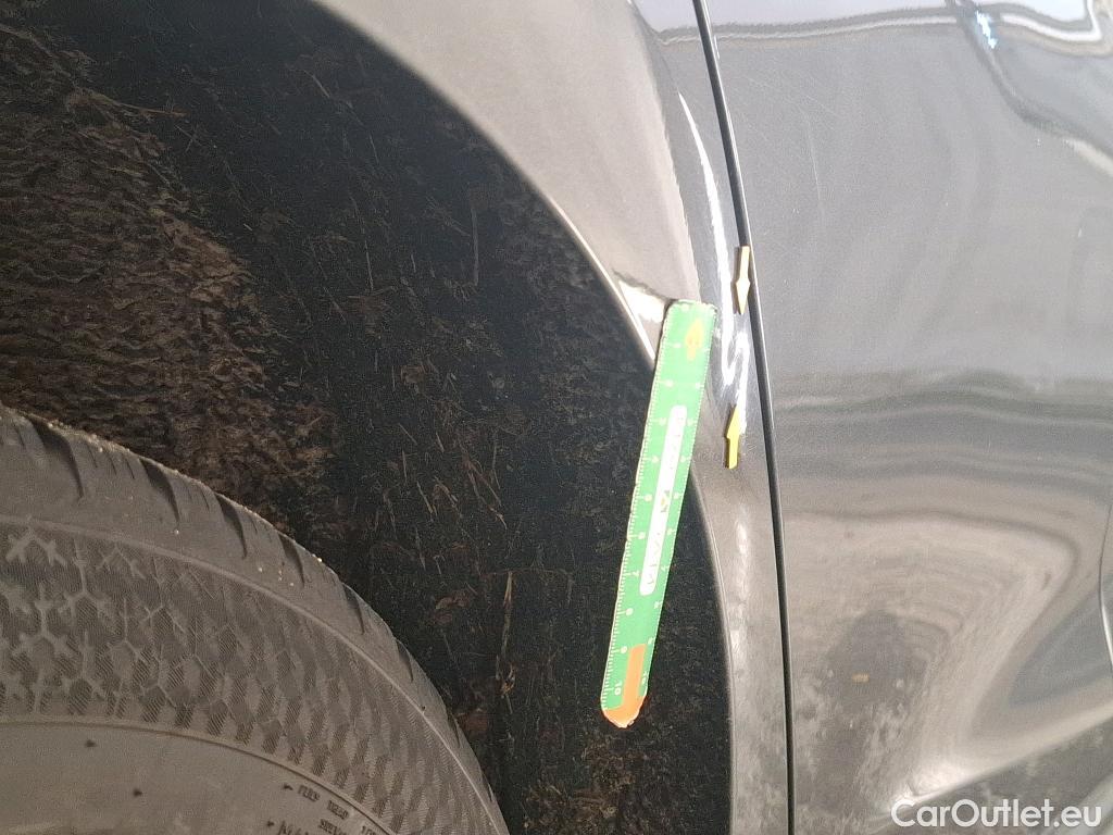  Ford  Focus FORD  / 2018 / 5P / Berline 1.0 EcoBoost 125ch St-Line #17