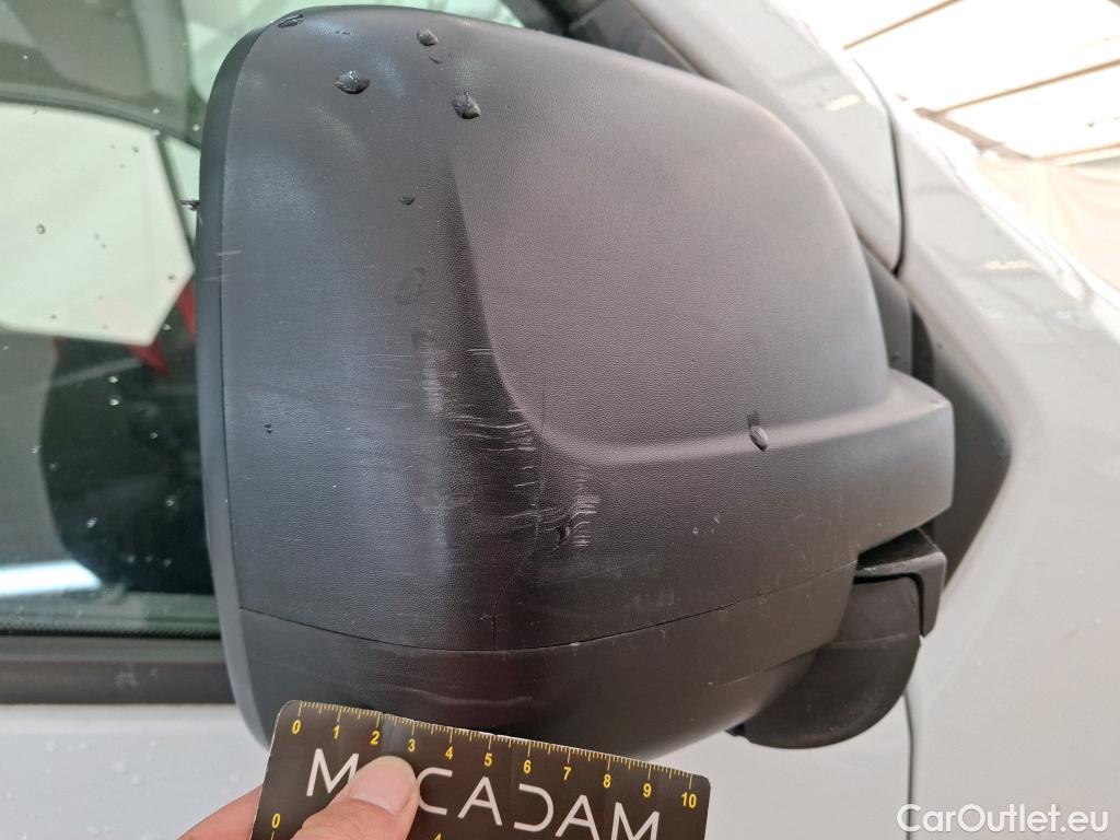  Renault  Trafic  Furgon L1H1 1200 Confort 1.6 dCi 145CV BVM6 E6 #35