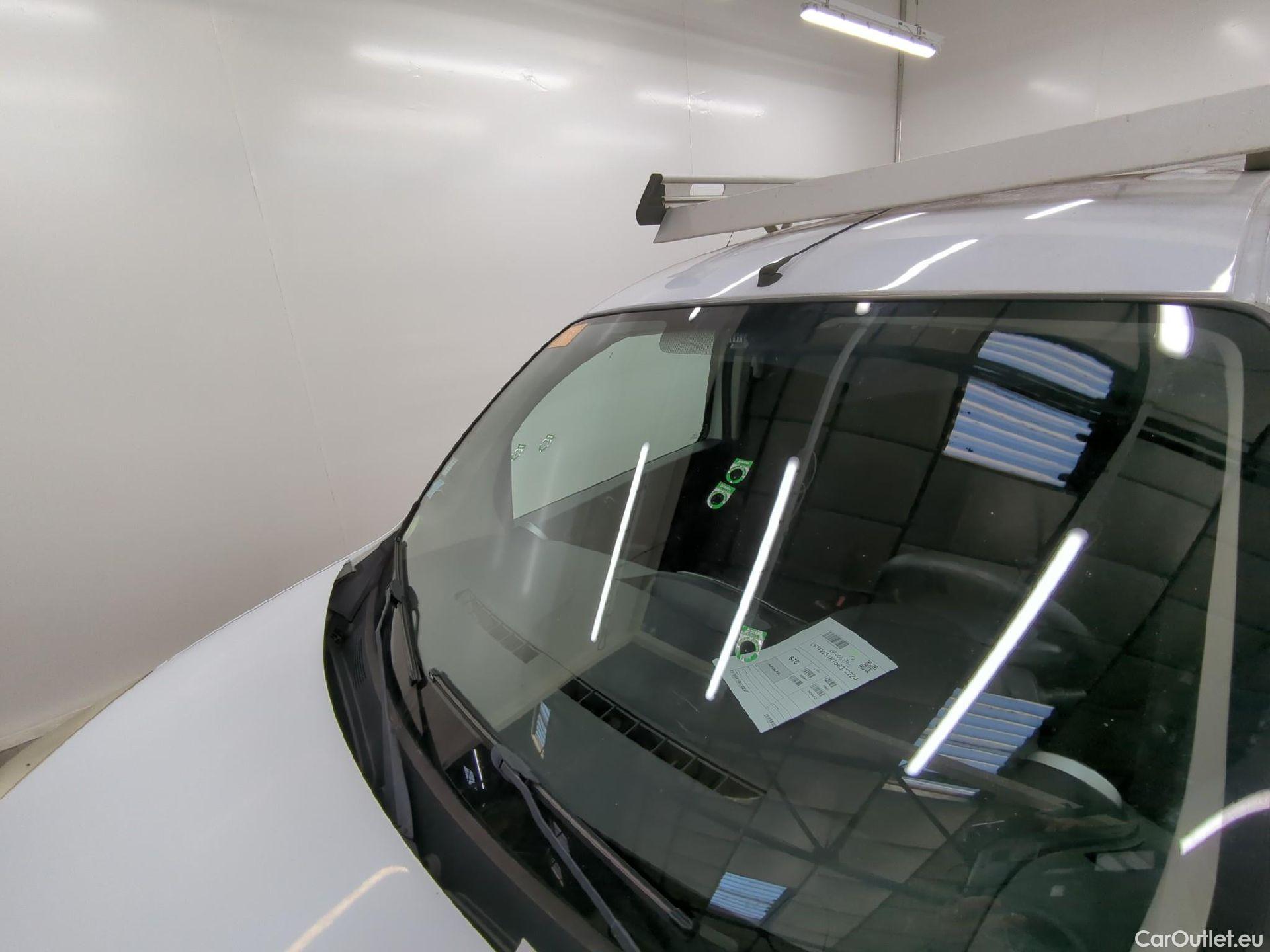  Renault  Kangoo  Express Grand Confort (L1) 1.5 dCi 90CV BVM5 E6 #24