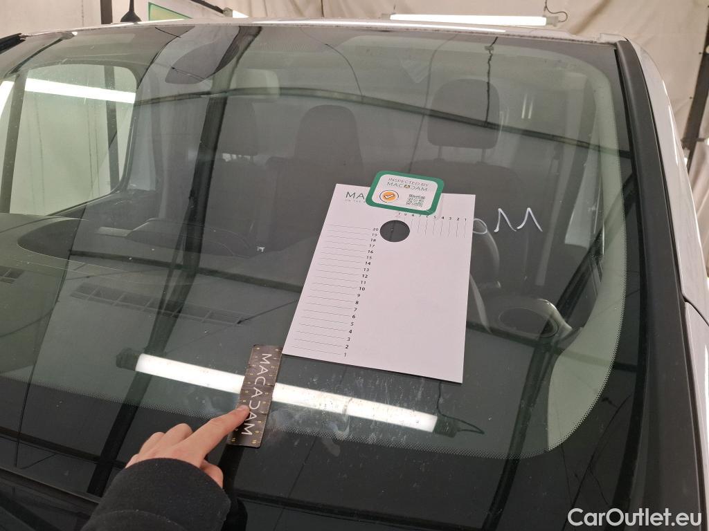  Renault  Trafic RENAULT  / 2019 / 4P / Fourgon tole NV FG GCF L1H1 1000 dCi 120 S&S #7