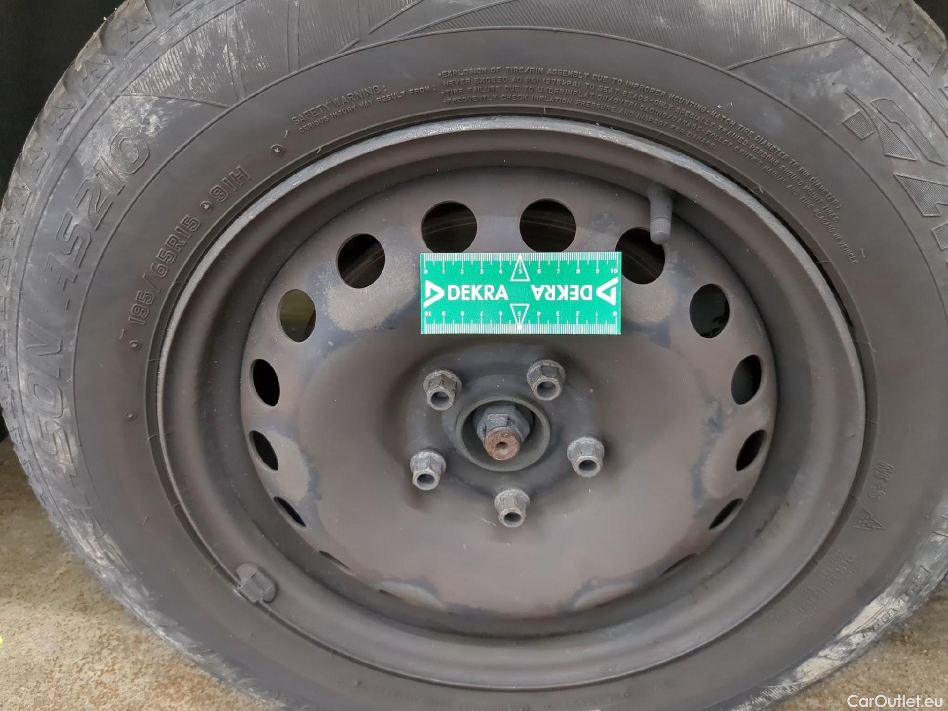  Renault  Kangoo  Express Grand Confort (L1) 1.5 dCi 90CV BVM5 E6 #10