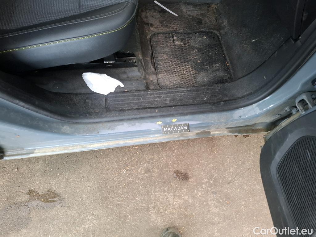  Renault  Kangoo RENAULT  / 2021 / 4P / Fourgonnette EXTRA TCE 130 BVA #21