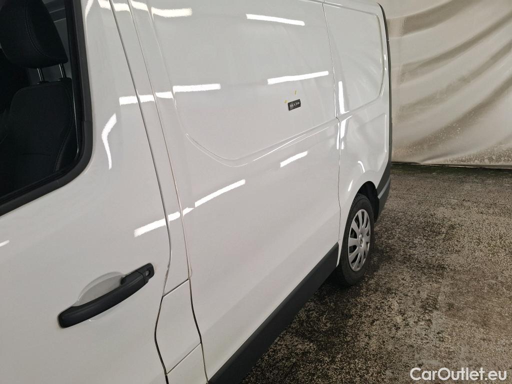  Renault  Trafic RENAULT  / 2019 / 4P / Fourgon tole NV FG GCF L1H1 1000 dCi 120 S&S #13