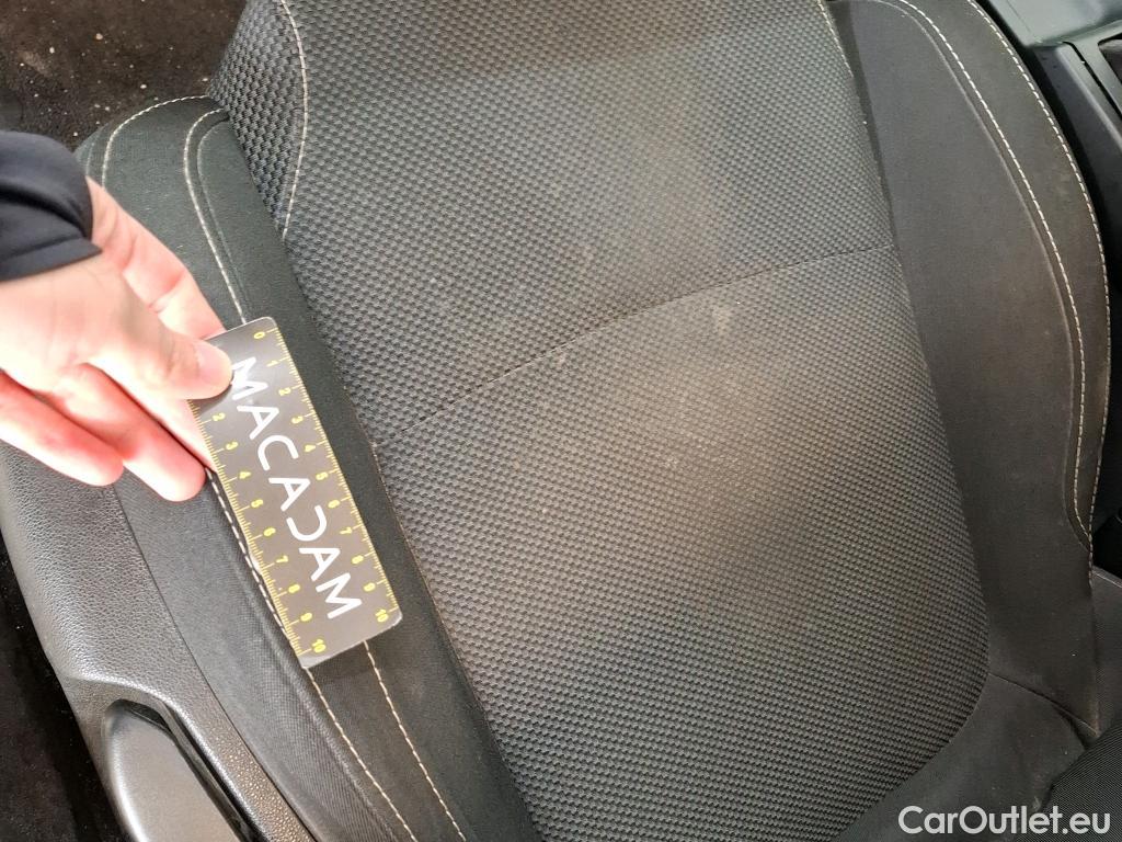  Renault  Megane  IV Berline 5pt. Société Air Nav 1.5 dCi 90CV BVM6 E6 #21