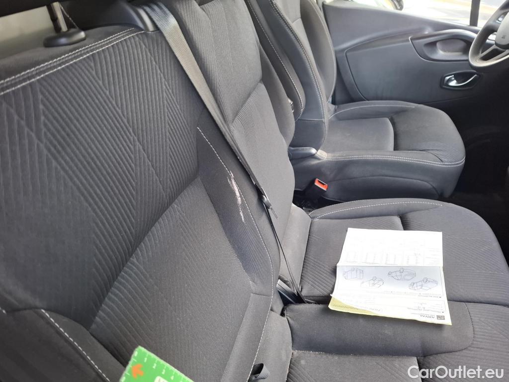  Renault  Trafic RENAULT  / 2019 / 4P / Fourgon tole NV FG GCF L1H1 1000 dCi 120 S&S #4