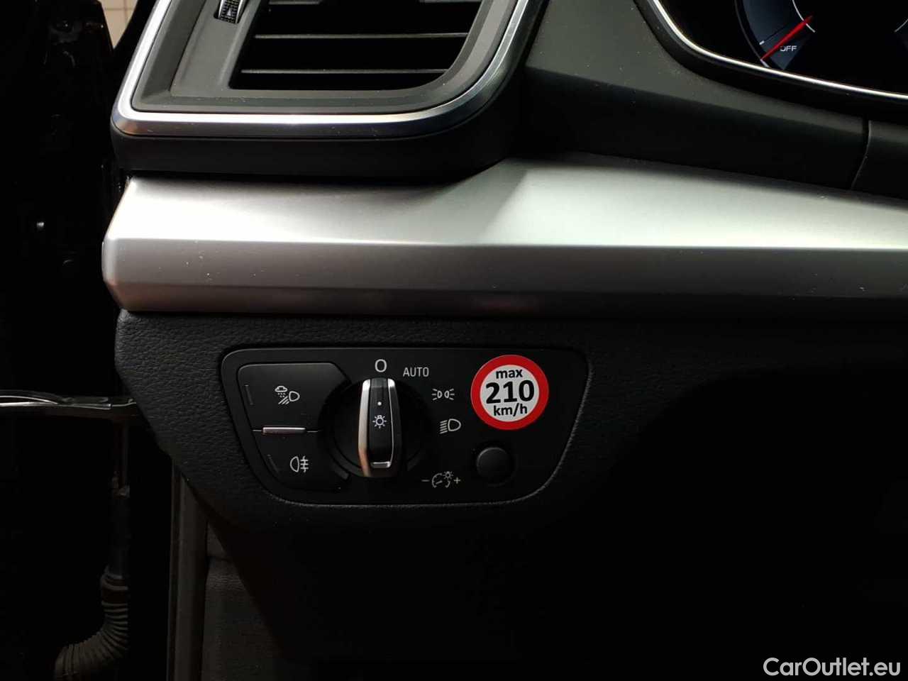  Audi  Q5 40 TDI quattro S tronic advanced Automatic Diesel/Electric  69 #15