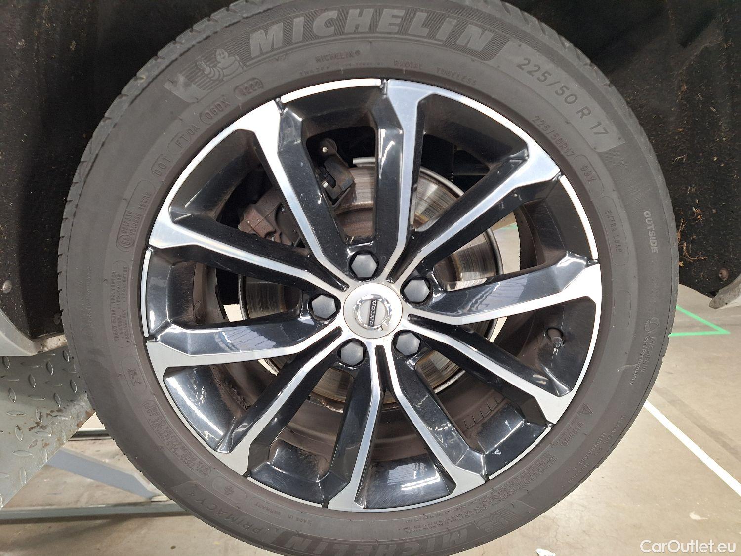  Volvo  V60 Volvo,  '18, Volvo  D3 Geartronic Momentum Pro 5d #12