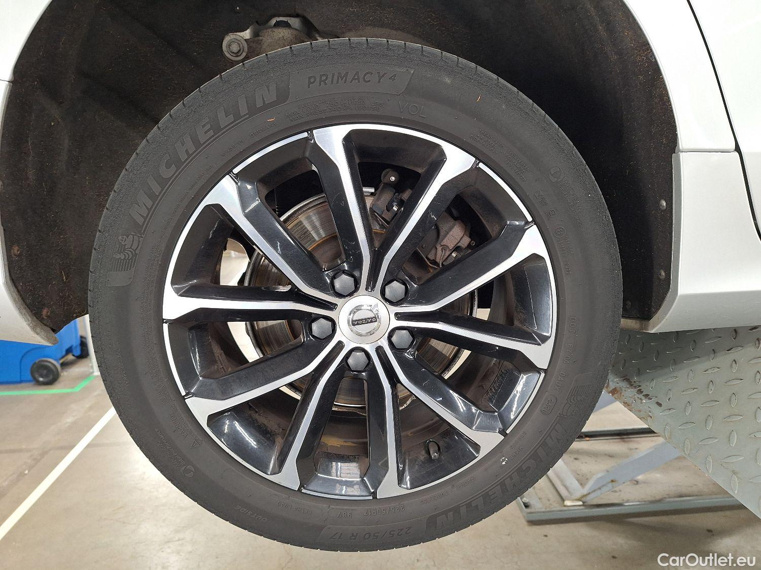  Volvo  V60 Volvo,  '18, Volvo  D3 Geartronic Momentum Pro 5d #10