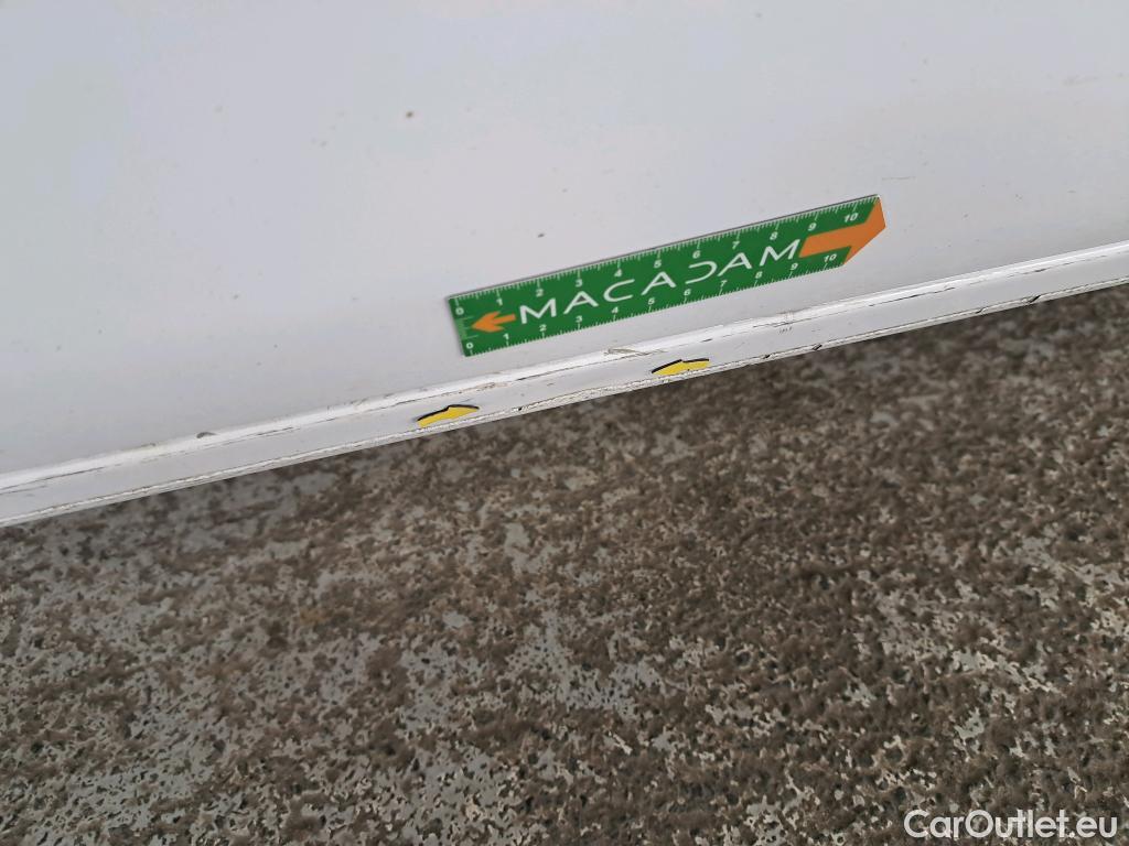  Renault  Master  III Fourgon L2H2 3 5 Grand Confort dCi 135CV BVM6 E6dT #10