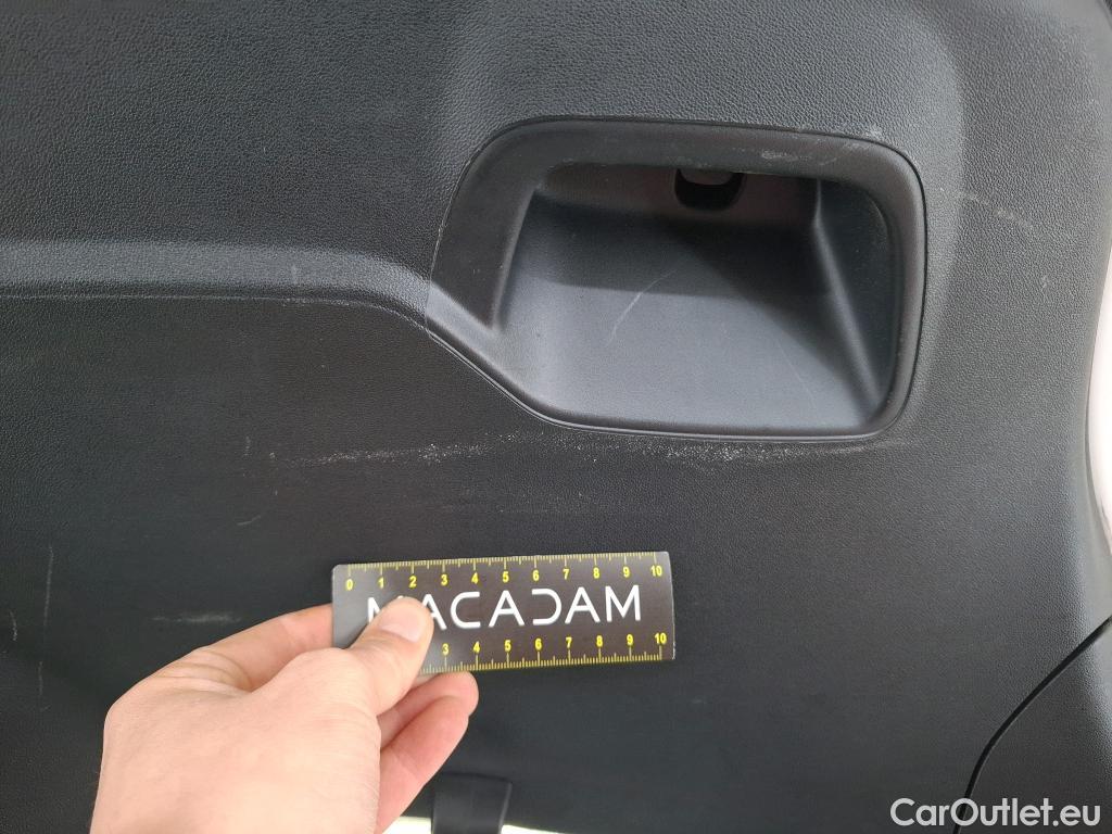  Peugeot  208  Affaire Premium Pack 1.5 HDi 100CV BVM5 E6dT #31