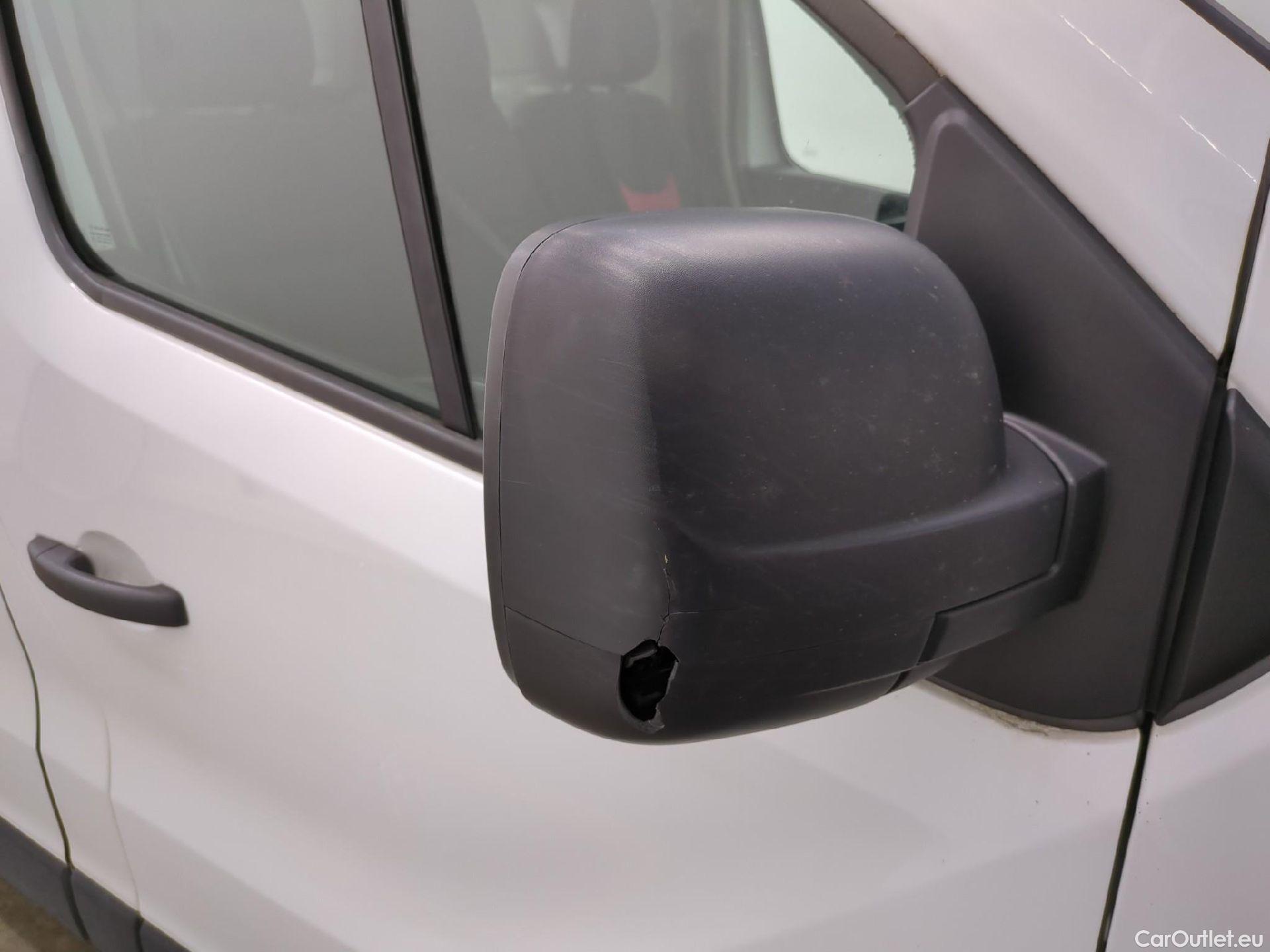  Renault  Trafic RENAULT  / 2019 / 4P / Fourgon tole NV FG GCF L1H1 1000 dCi 120 #10