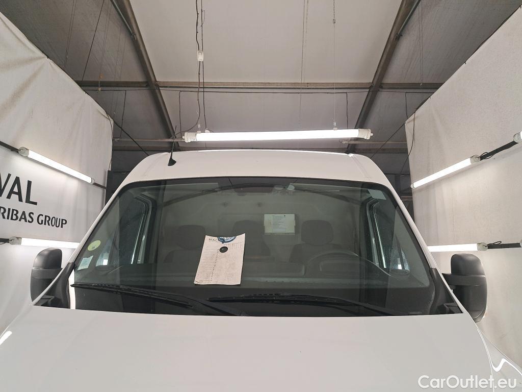  Renault  Master  III Fourgon L2H2 3 5 Grand Confort dCi 135CV BVM6 E6dT #24