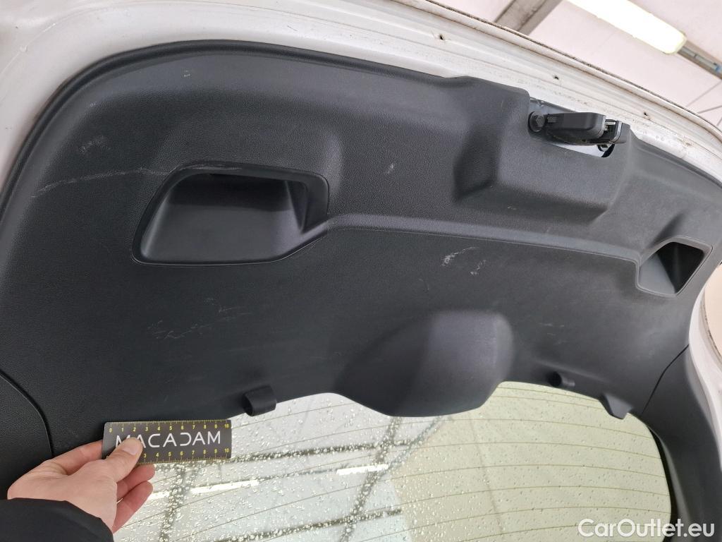  Peugeot  208  Affaire Premium Pack 1.5 HDi 100CV BVM5 E6dT #26