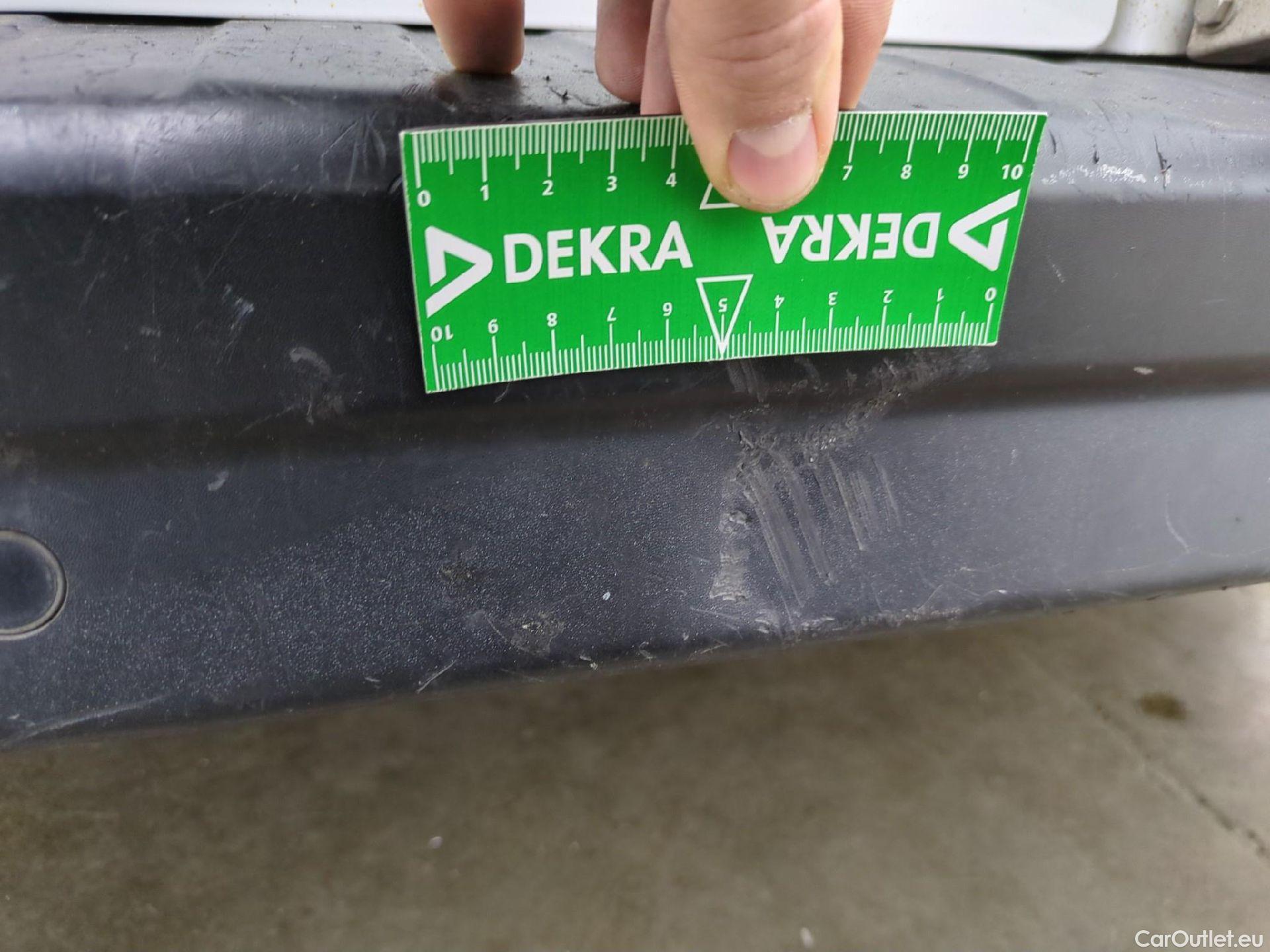  Renault  Trafic RENAULT  / 2019 / 4P / Fourgon tole NV FG GCF L1H1 1000 dCi 120 #59