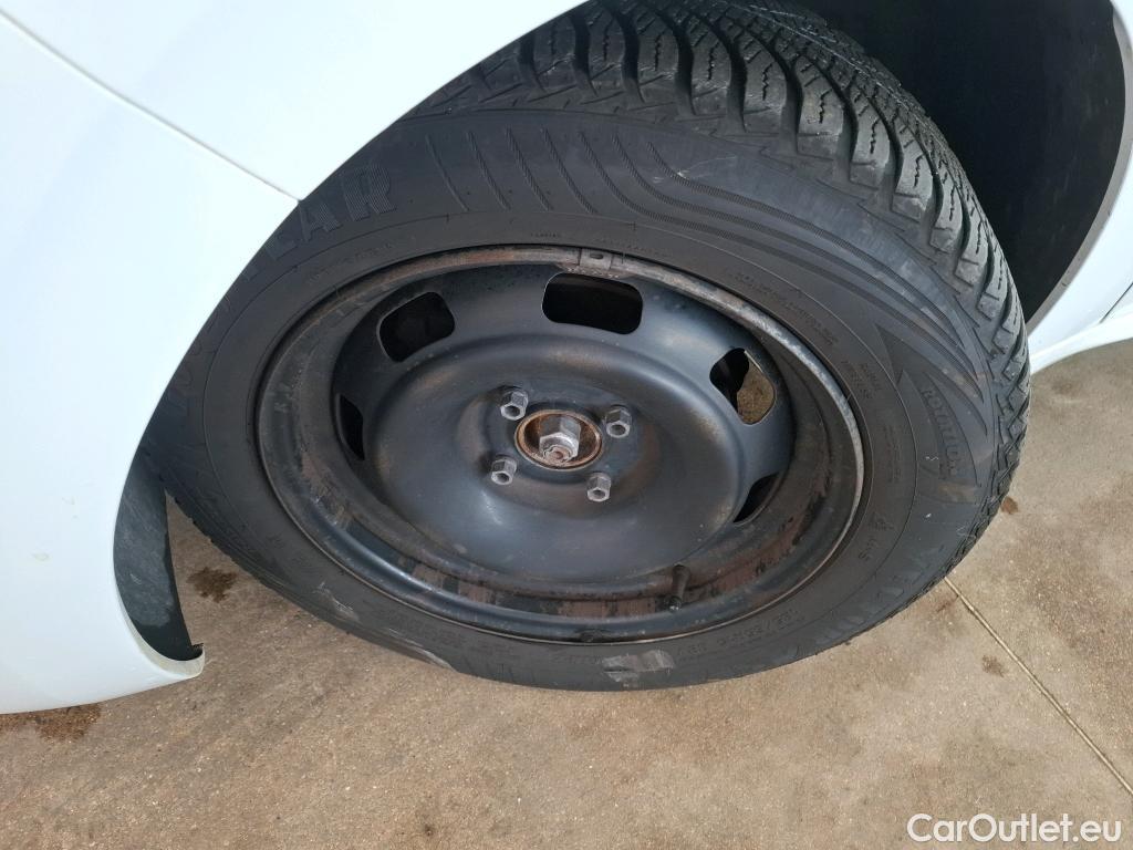  Peugeot  208  Affaire Premium Pack 1.5 HDi 100CV BVM5 E6dT #42