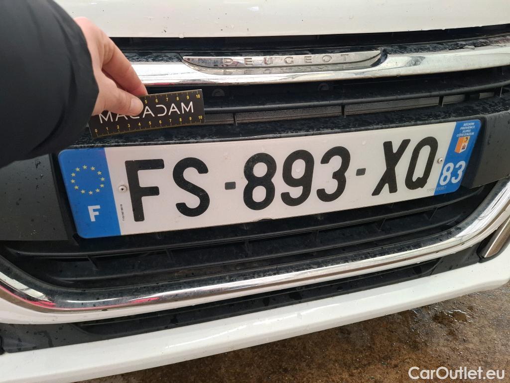  Peugeot  208  Affaire Premium Pack 1.5 HDi 100CV BVM5 E6dT #37