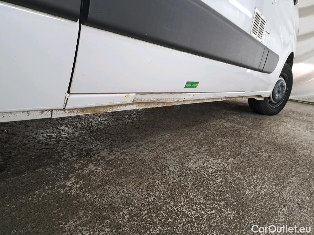  Renault  Master  III Fourgon L2H2 3 5 Grand Confort dCi 135CV BVM6 E6dT #9