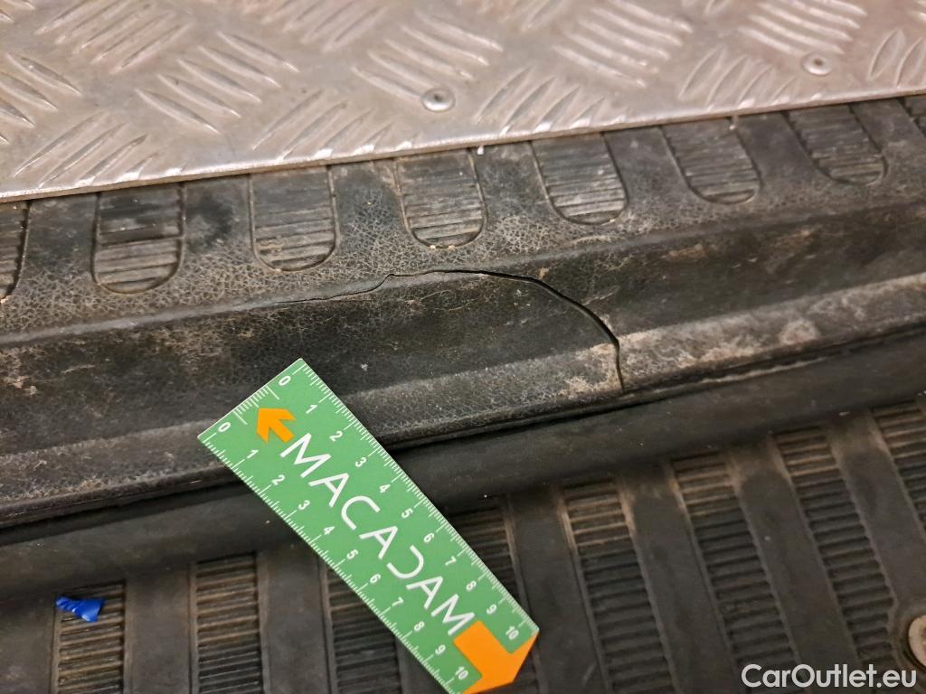  Renault  Master  III Fourgon L2H2 3 5 Grand Confort dCi 135CV BVM6 E6dT #22