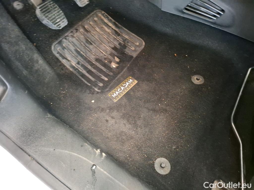  Peugeot  208  Affaire Premium Pack 1.5 HDi 100CV BVM5 E6dT #1