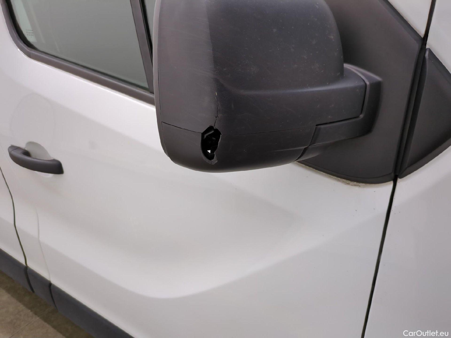  Renault  Trafic RENAULT  / 2019 / 4P / Fourgon tole NV FG GCF L1H1 1000 dCi 120 #11