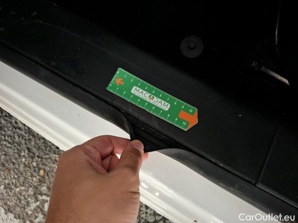  Peugeot  208  Affaire Premium Pack 1.5 HDi 100CV BVM5 E6dT #42