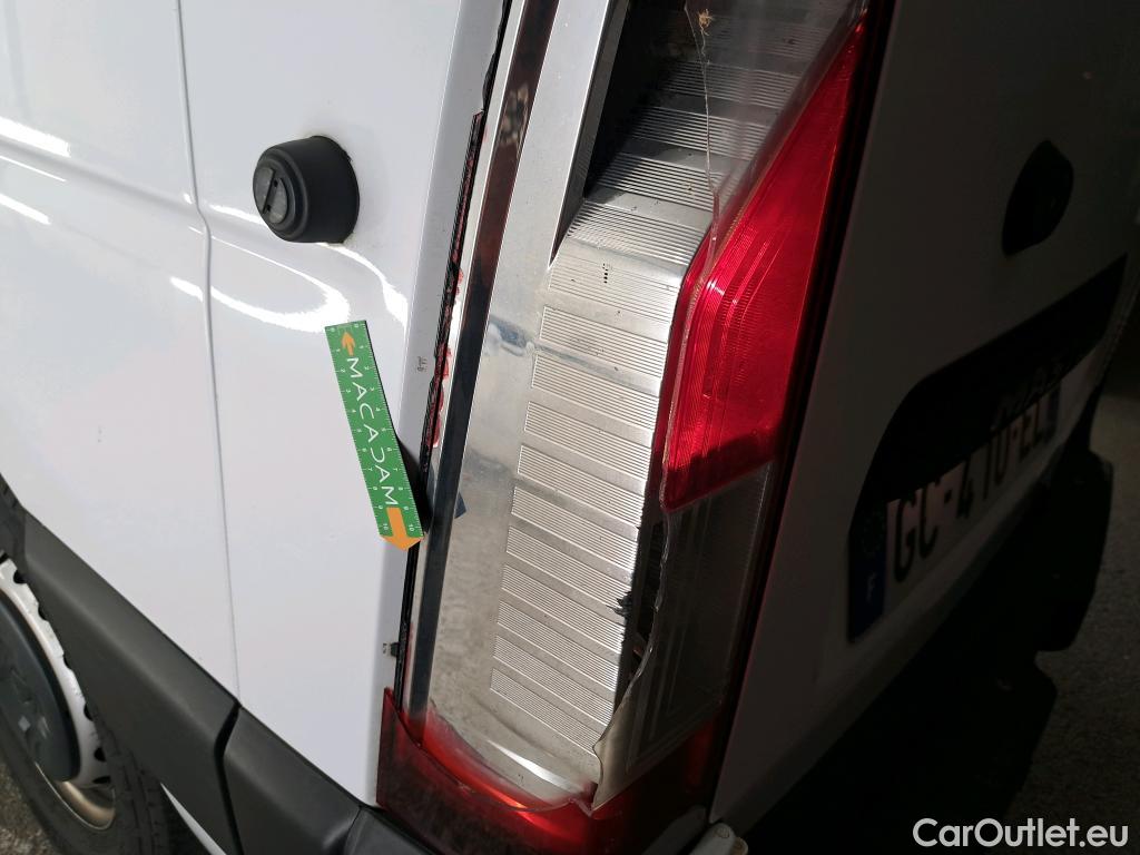  Renault  Master  III Fourgon L2H2 3 5 Grand Confort dCi 135CV BVM6 E6dT #14